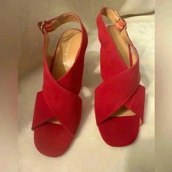 Maurice’s Red Jane  Criss Cross open toe heels NIB Women’s size 8M - Picture 1 of 8